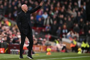 Arne Slot Senang Lihat Pertahanan Liverpool Mulai Membaik