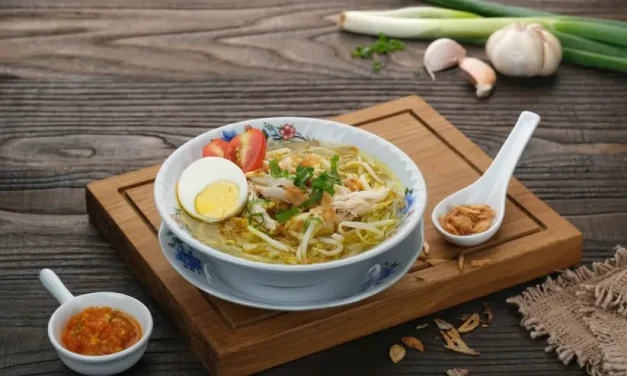 Soto Ayam Kedung: Legenda Rasa Di Tengah Kota Sukoharjo