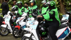 BBM Terancam Naik, Ojol Siap-Siap Hijrah Ke Motor Listrik