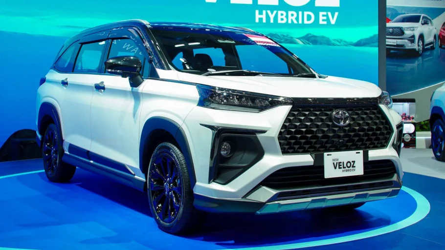MPV Hybrid Terbaik? Toyota Veloz Hybrid Jawabannya!