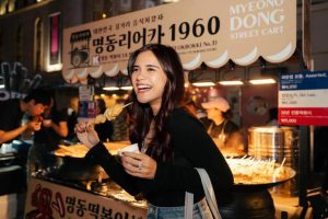 Audi Marissa Nikmati Wisata Kuliner Di Myeongdong, Seoul