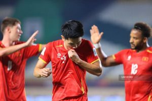 VAR Jadi Penyelamat! Vietnam Amankan Tiga Poin Dari Filipina