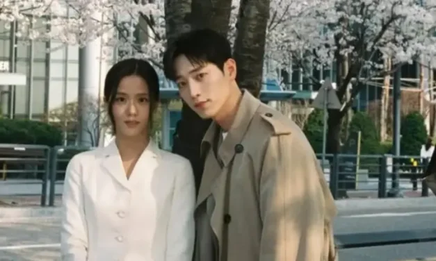 Bikin Penasaran! Fans Soroti Kedekatan Jisoo Dan Seo Kang Jun